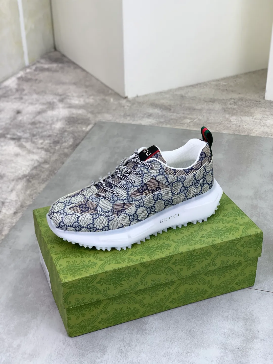 Men's men's shoes 💰P440💰 [New model] (GUCCI) official website's latest 🎁🎁casual and fashionable men's shoes 👟, hot style 💥 style is simple and elegant, exclusive for trendy men. Unique official website's latest brand double G elements Original 👑Gucci decoration, fashionable and generous, the fabric is original frosted calfskin✅Fully imported first-layer pigskin lining, the official website specifies wear-resistant, lightweight original rubber casual outsole, the classic model is taken in real life🎬38-44 3️⃣ colors available